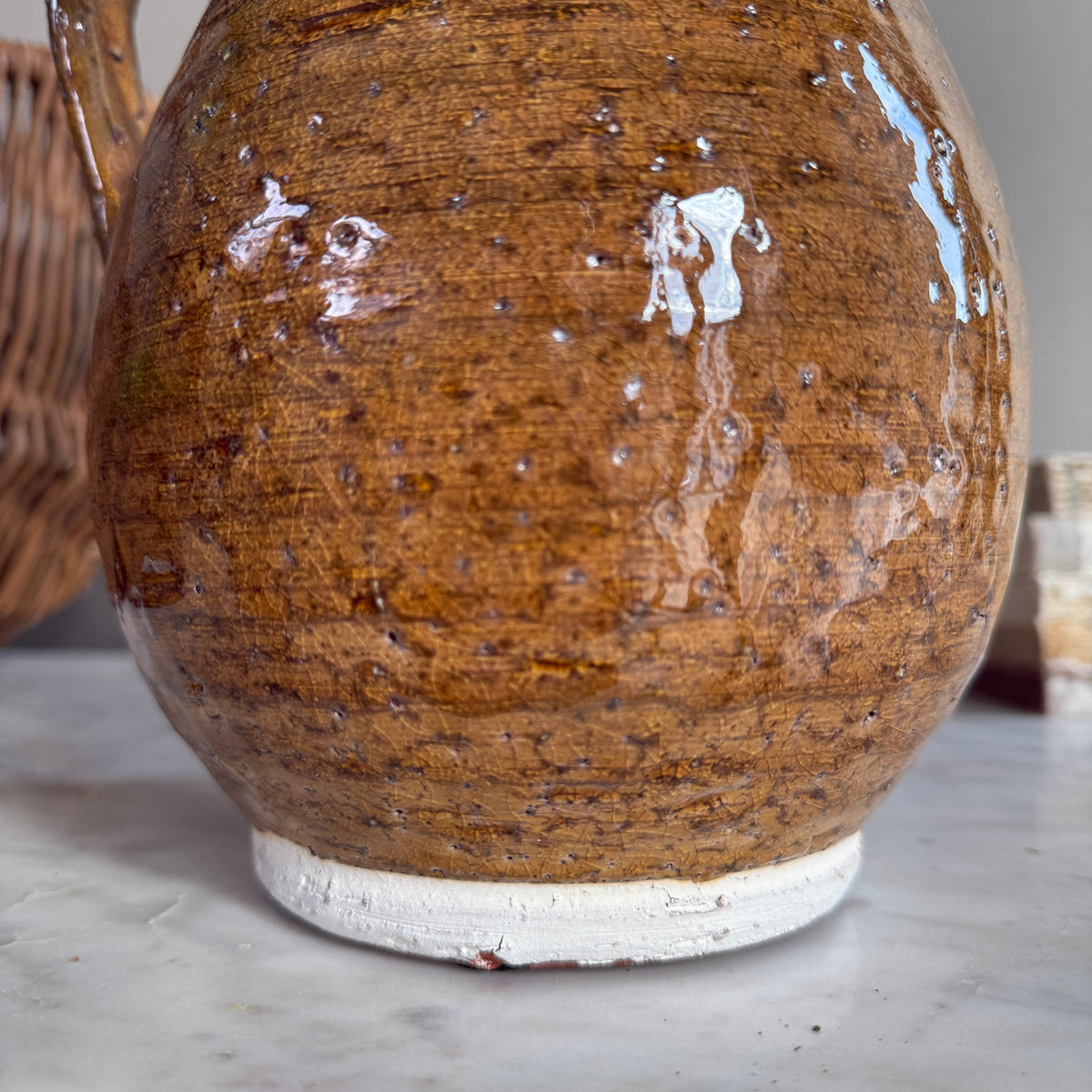 Decorative jug brown glaze | Betty